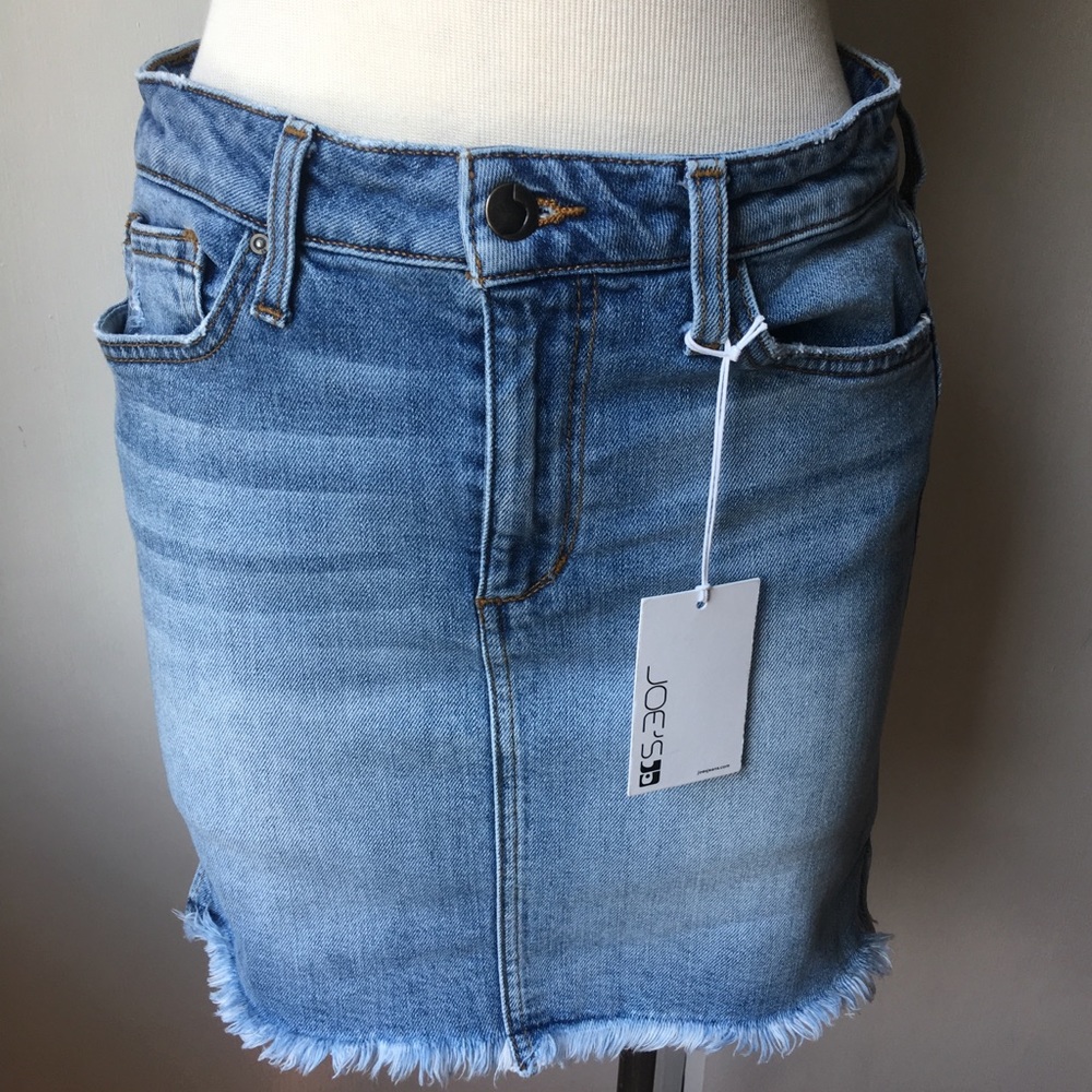 Collector’s Edition Fray Hem Skirt
